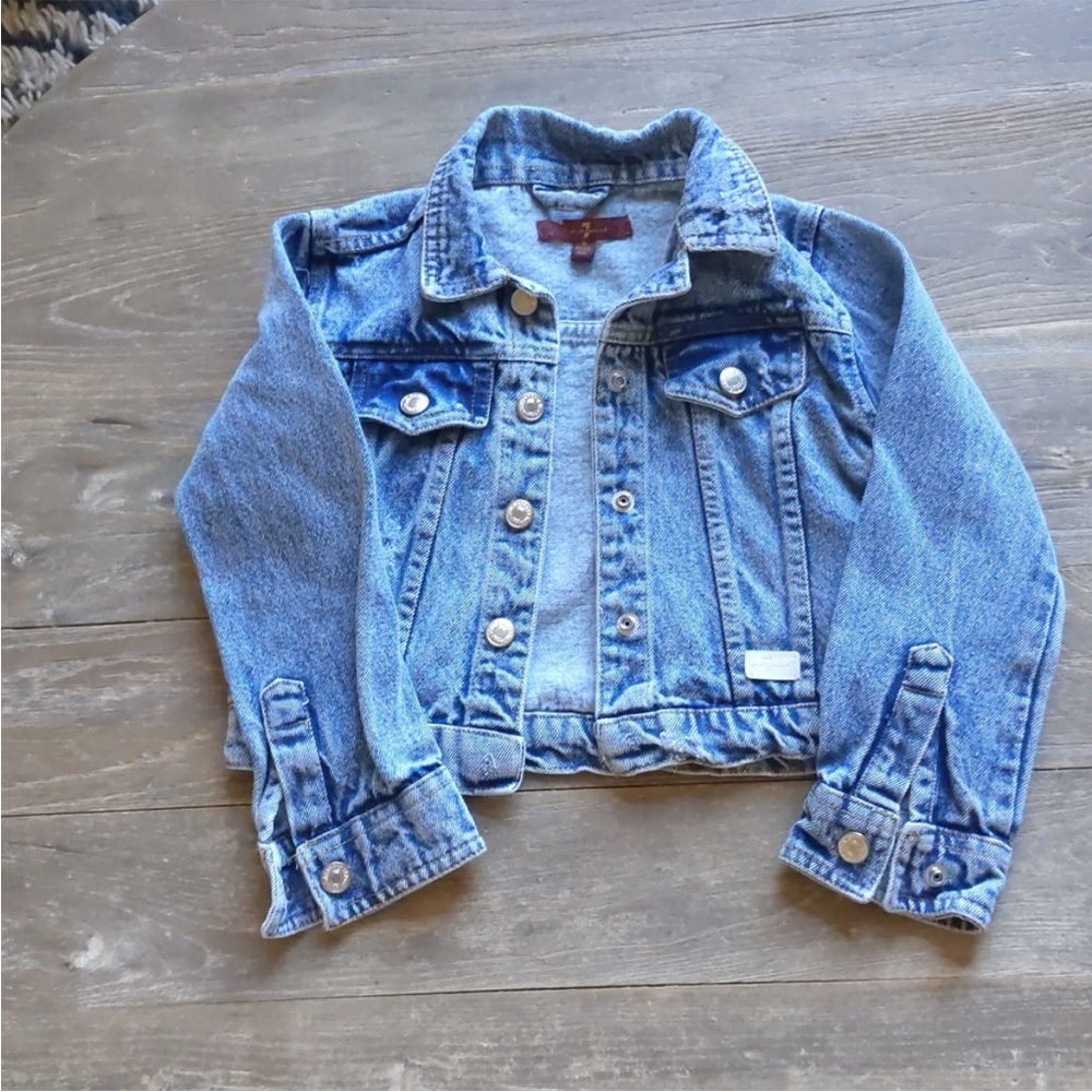 Blue Jean jacket size 5 girl.